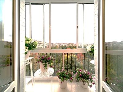 Панорамный балкон под ключ с качественным монтажом